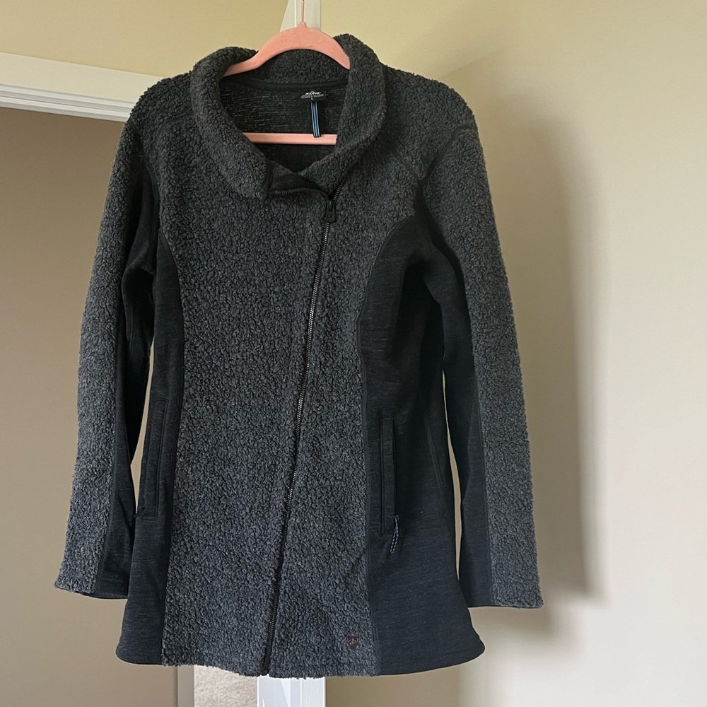 Kuhl zip up